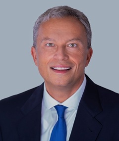 Manfred Boudreaux-Dehmer